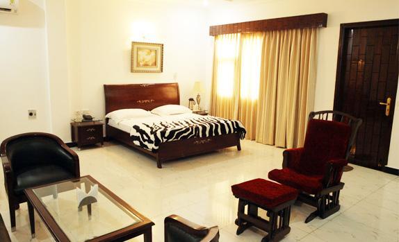 Gajraula Haveli Resort Exterior photo
